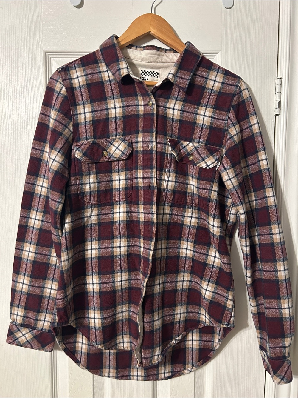 Vans Women’s Burgundy Plaid Button-Down Shirt L